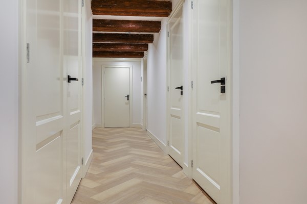 Medium property photo - Nieuwezijds Voorburgwal, 1012 RZ Amsterdam